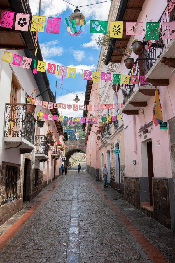 Hostal Carlos Luis Quito Eksteriør bilde