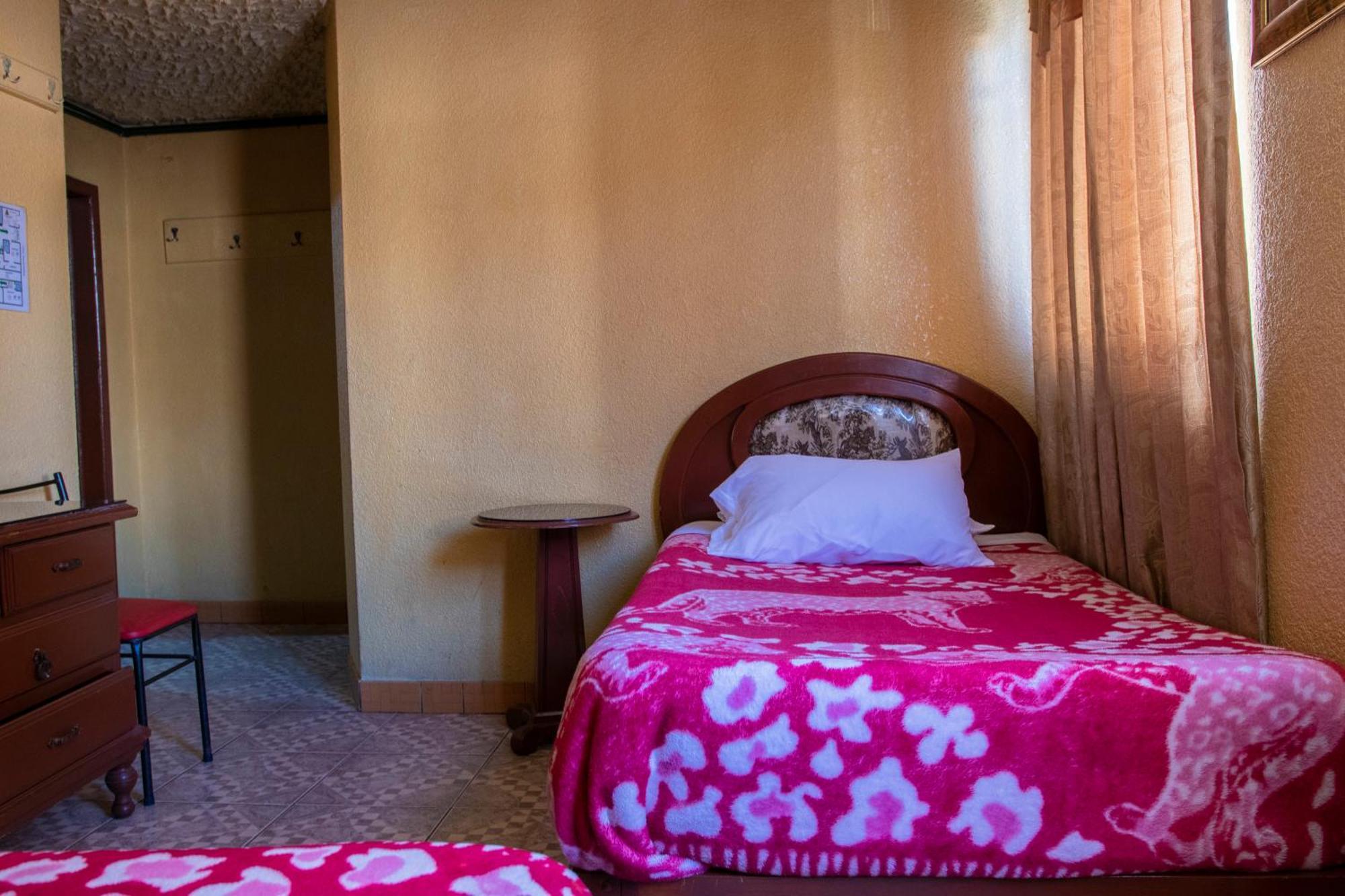 Hostal Carlos Luis Quito Eksteriør bilde