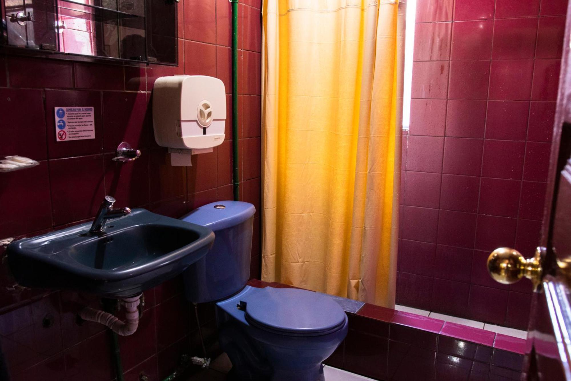 Hostal Carlos Luis Quito Eksteriør bilde