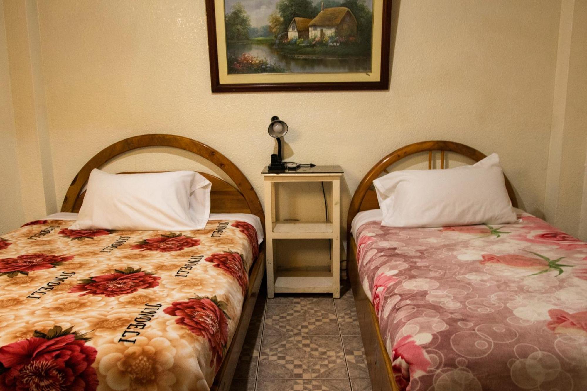Hostal Carlos Luis Quito Eksteriør bilde