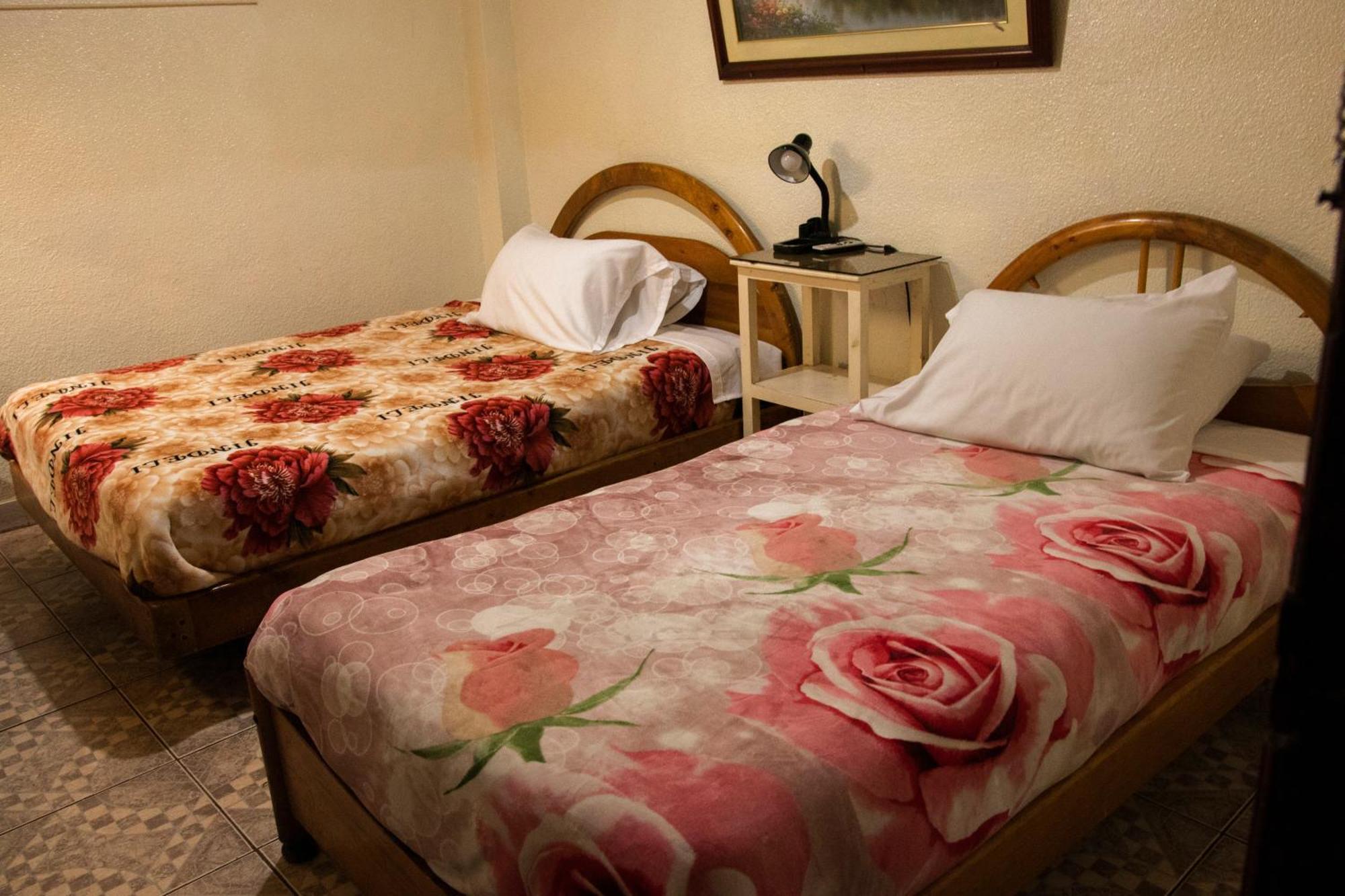 Hostal Carlos Luis Quito Eksteriør bilde