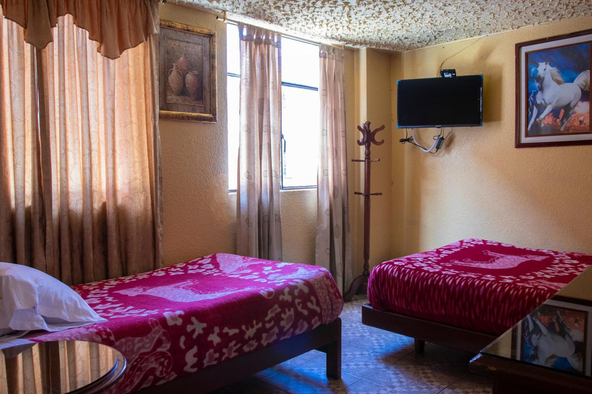 Hostal Carlos Luis Quito Eksteriør bilde